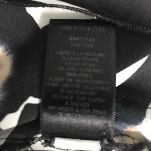 Spence Dark Blue Floral Sleeveless Semi-Sheer Blouse - Picture 10 of 11